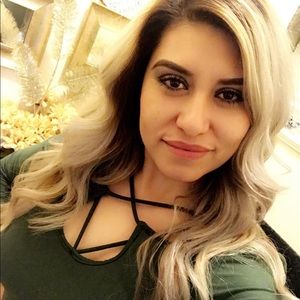 Meet your Posher, Lucy